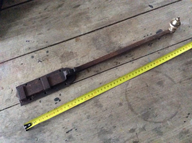 Ancien Verrou En Fer Forgé Pour Porte - Penture Et Heurtoir - Occasion