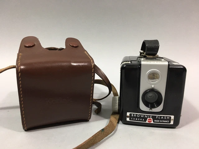 Appareil photo argentique Brownie Flash Kodak - Collection