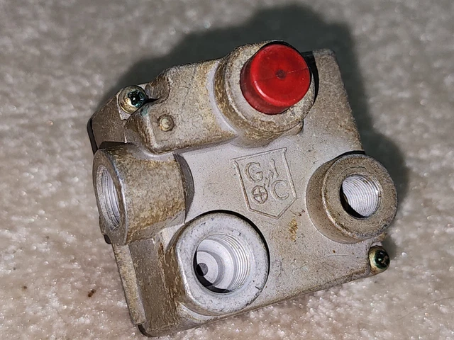 used ITT General Controls A100G564 Thermopilot Pilot thermocouple Relay