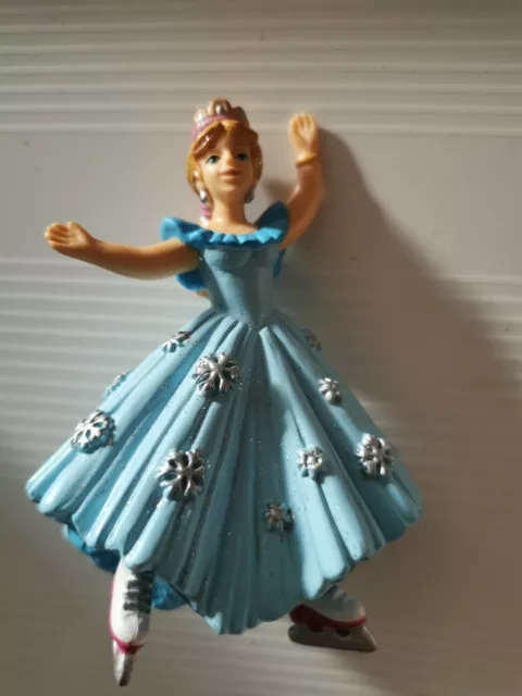 PAPO The Enchanted World Figures Princess with ice skates