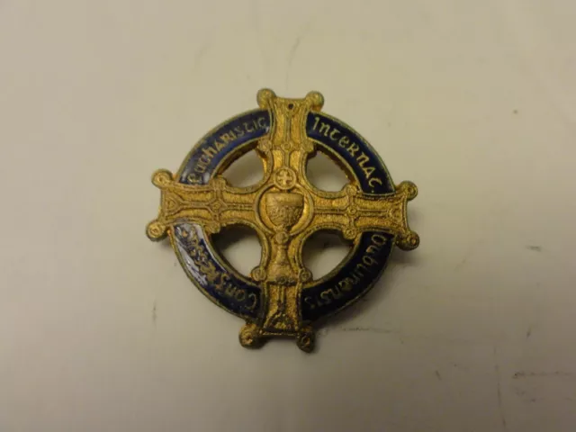 religious enamelled pin badge by quinn dublin  ireland