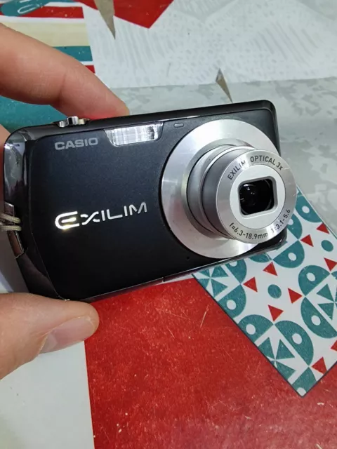 Fotocamera Casio Exilim EX-Z215