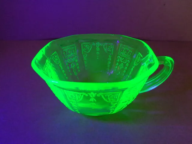Green Depression Princess Cup Uranium Hocking Glass Company
