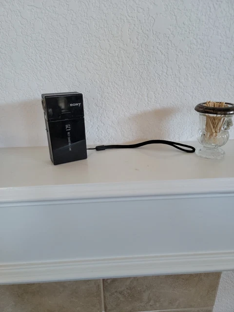 Sony Net-Sharing Cam GC1 BLACK Tested Working w 1GB & no cable