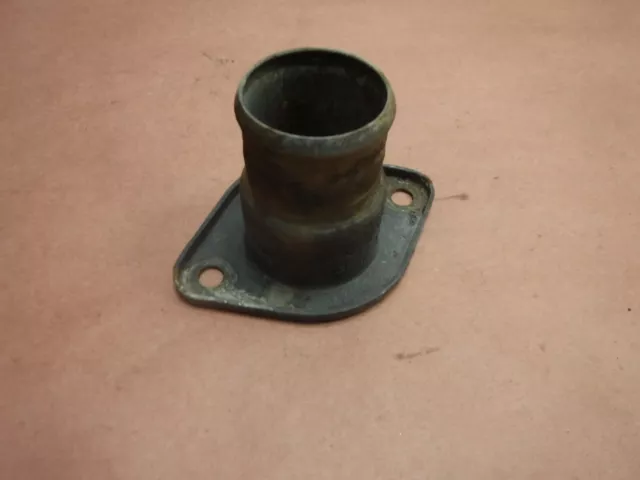 Jeep  Grand  Cherokee  WK 2006 5.7  V8 Hemi Thermostat Housing Free Ship