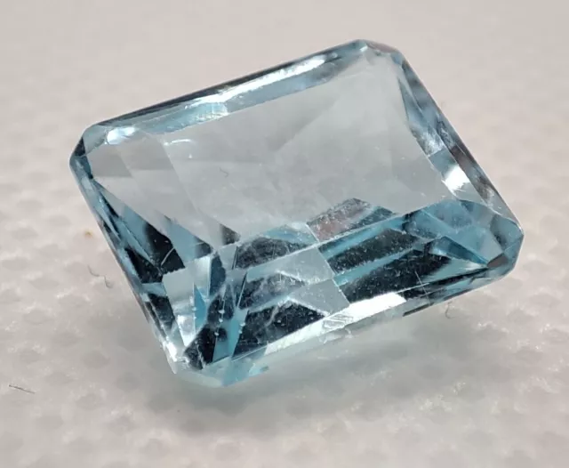 Topaze bleue naturelle / Natural blue Topaz - 7,10 ct