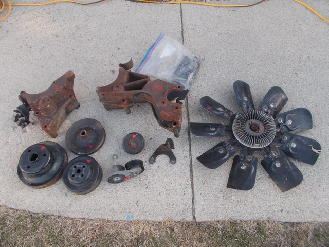 96-2000 Chevy GMC Truck 454 Vortec  SERPENTINE  Belt BRACKETS  & Pulley  OEM