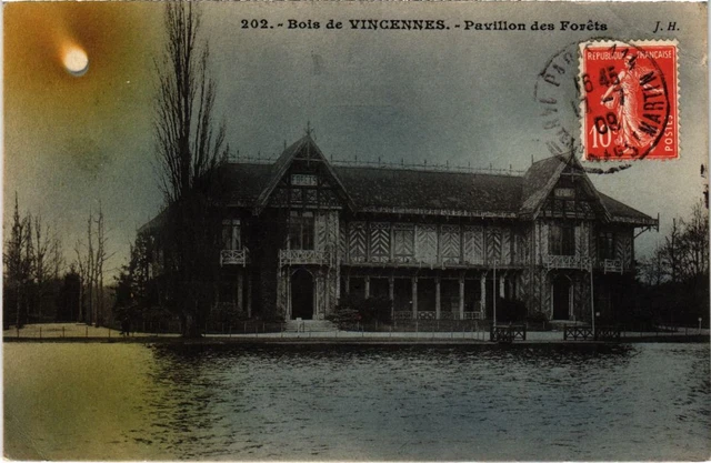 CPA AK Vincennes Pavillon des Forets FRANCE (1283219)