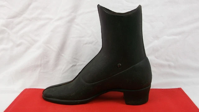 Vintage Cast Iron Boot, Victorian Style, Door Stop, Book End, Home Decor Display