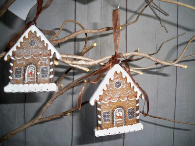 Décoration Reine De Cœurs En Résine Et Velours - Ornement Suspendu Pour Sapin Ou Déco Intérieur - Environ 14 Cm - Marque Gisela Graham