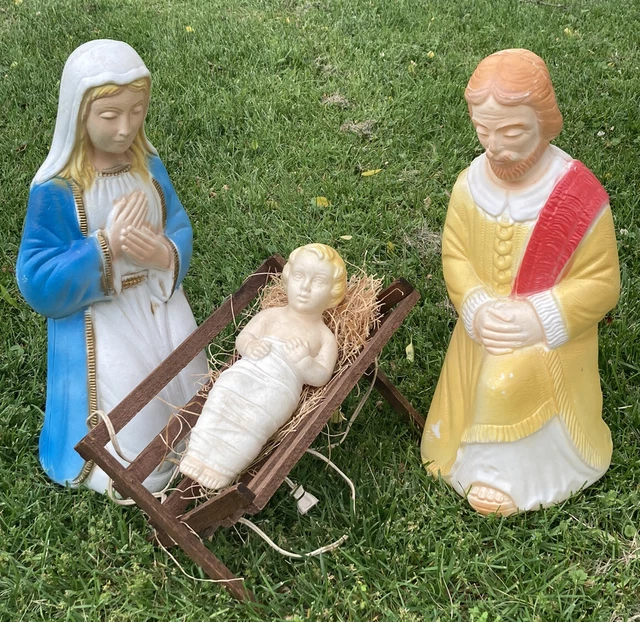 VINTAGE CHRISTMAS MARY Joseph Christ Child Lighted Blow Mold Nativity