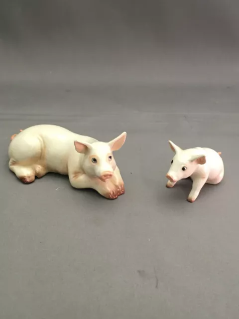 2 Hagen Renaker Retired Pigs Sow & Piglet Seated Maureen Love Excellent!