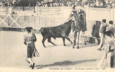 dos non divisé CPA CORRIDA DE TOROS UNA VARA 