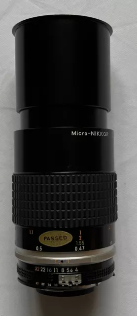 Nikon Micro Nikkor 105mm f4 AIS Macro Super Sharp Lens Mint Condition