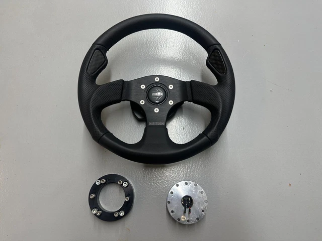 MOMO ジェット 320mm 320mm Momo Jet Steering Wheel | EliseParts