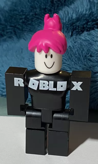 Roblox Girl Guest W/ Pink Hair Series 1 Mini Figure 2.75” Toy Loose (NO  CODE)