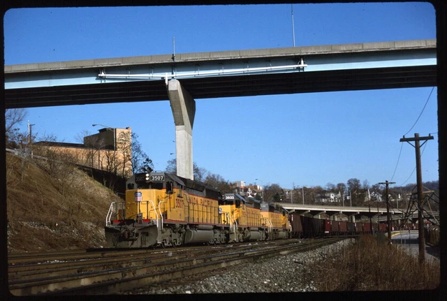 Union Pacific Rochester ORIGINAL RAIL SLIDE - UP Union Pacific 3507+ Rochester PA 12-22-1991 £4 ...