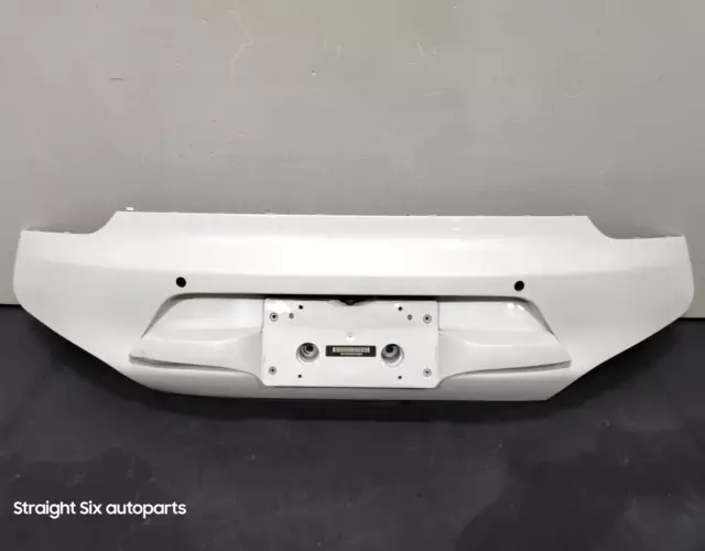 ✅ 14-20 OEM BMW i8 I12 I15 Rear Bumper Cover Insert PDC White C02 *