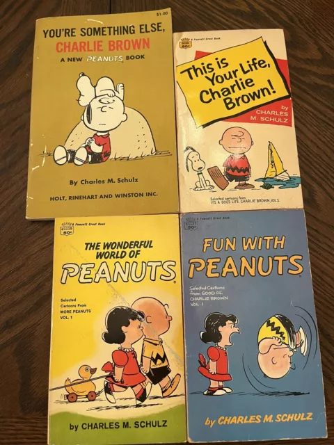 4 VINTAGE Snoopy Charlie Brown Peanuts By Charles Schulz Paperback Books 1968