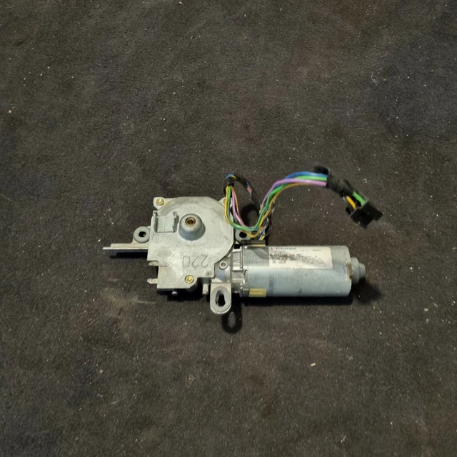MERCEDESBENZ W220 SUNROOF MOTOR SUNROOF ACTUATOR A2208203842 £16.98