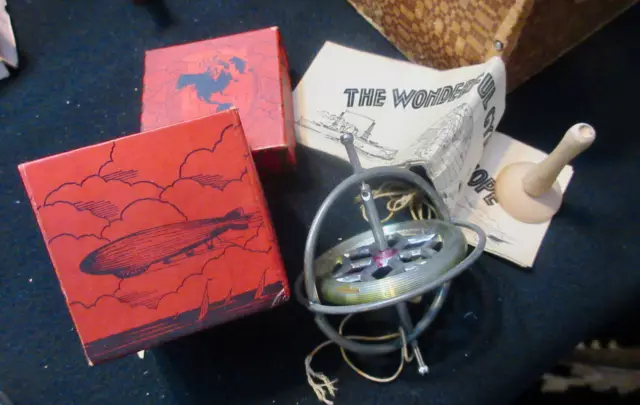 NEAR MINT The Wonderful Gyroscope Vintage Spinning Metal Toy w/Box Instructions