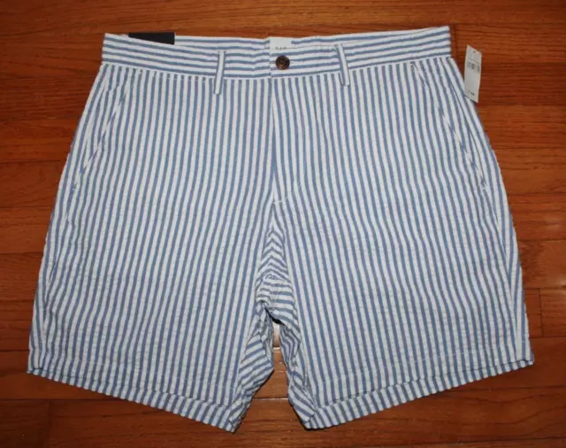 NWT Mens GAP 7" Seersucker Chino Khaki Shorts Light Blue White Striped *1N