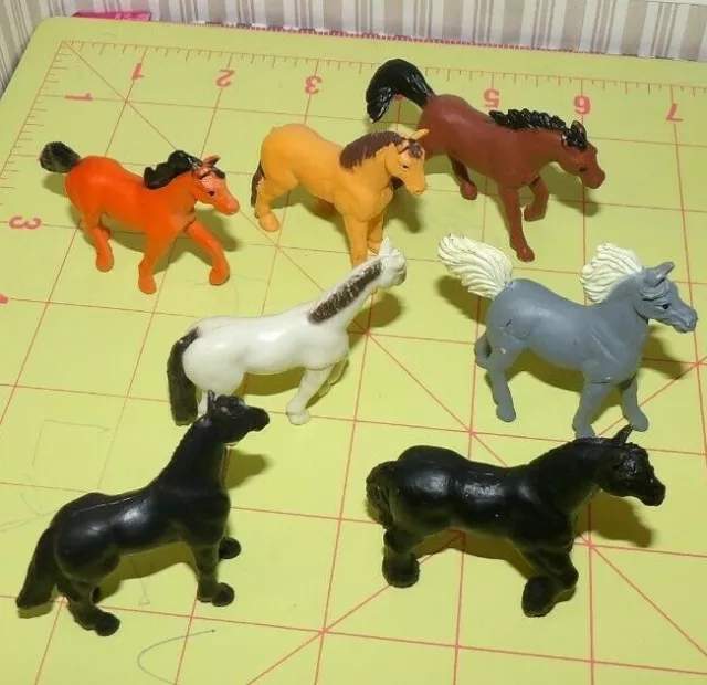 Safari Ltd Set of 7 Miniature 2" Hand Painted Collectable Horse Figures