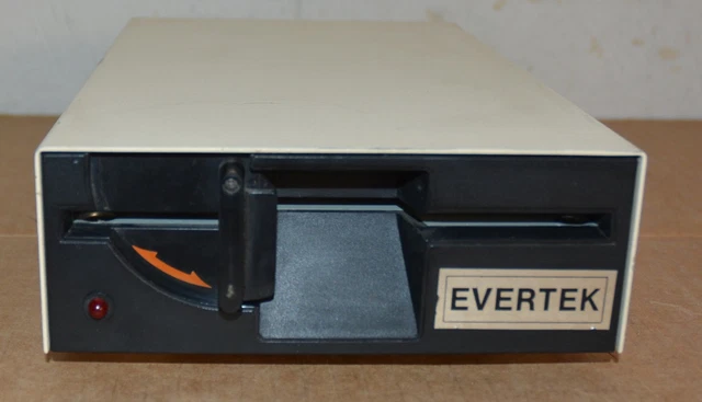 VINTAGE APPLE DISK II 2 Floppy Disc Drive (A2M0003) UNTESTED