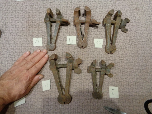 Ancien étau à Main De Bijoutier-horloger - Outil De Métier En Acier - 17 Cm