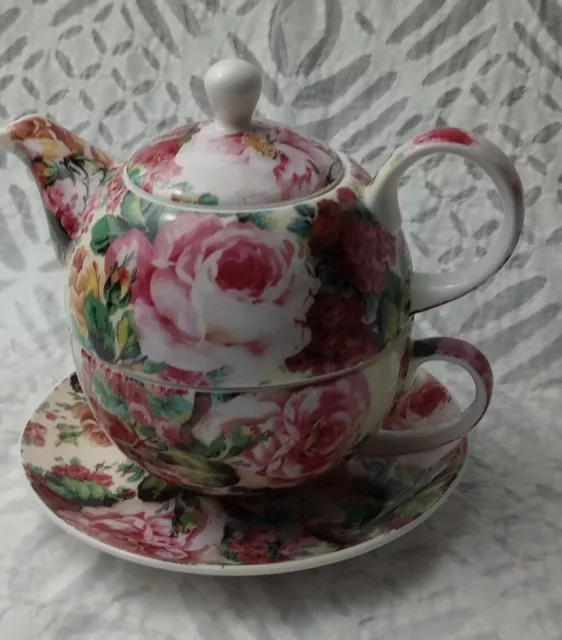 Maxwell & Williams Rambling Rose Bone China Tea For One Teapot Cup & Saucer 2