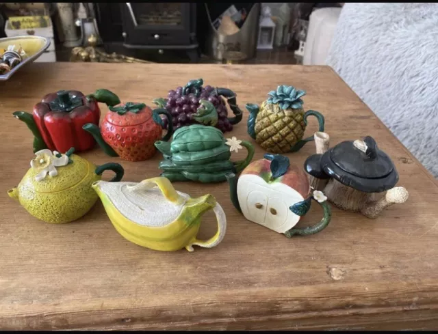 Skulpturen Obst und Gemüse Miniatur Teekannen