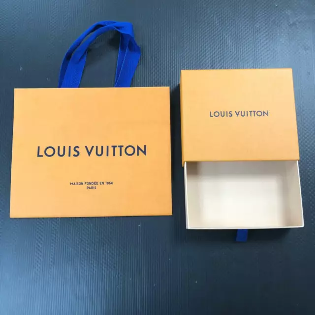 17x17x7cm Genuine Louis Vuitton LV Full Set Box Dust bag/Ribbon/Carrier bag/card