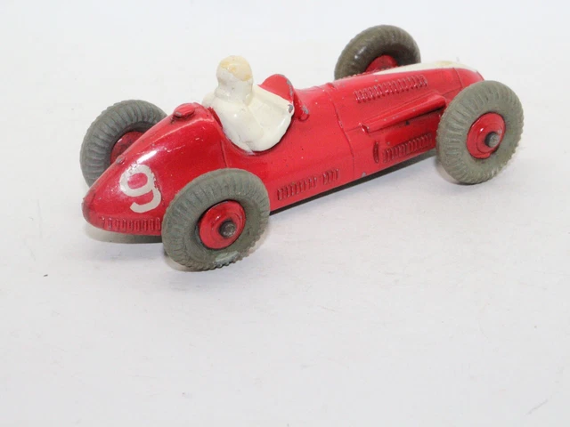 Dinky Toys Maserati Sport 2000 – Échelle 1/43 – Collection