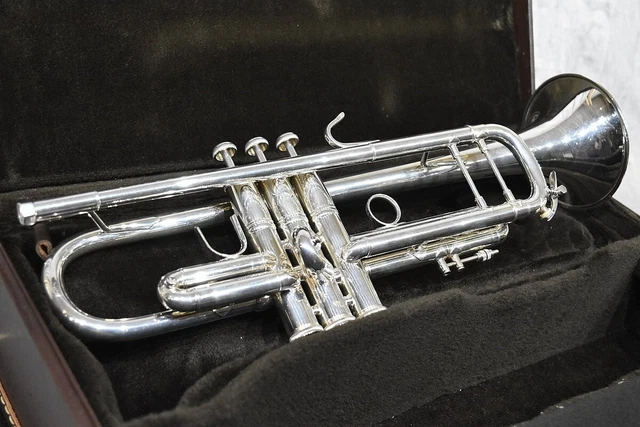 Bach Stradivarius Trumpet Model 37