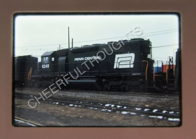 Original '71 Ektachrome Slide PC Penn Central 6249 SD40 IHB5 Fresh Paint   35X55