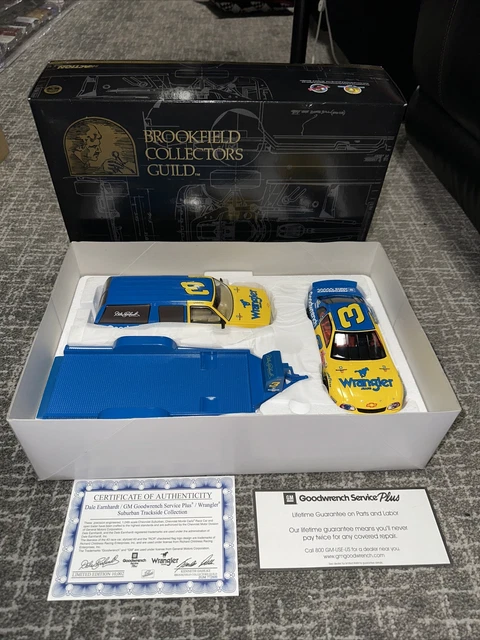 1999 Dale Earnhardt Brookfield Wrangler Car, 1:24 Suburban and Open Trailer