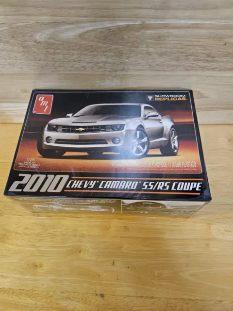 AMT 2010 Chevy Camaro SS/RS Coupe 1/25 #amt742l/12 Factory Sealed