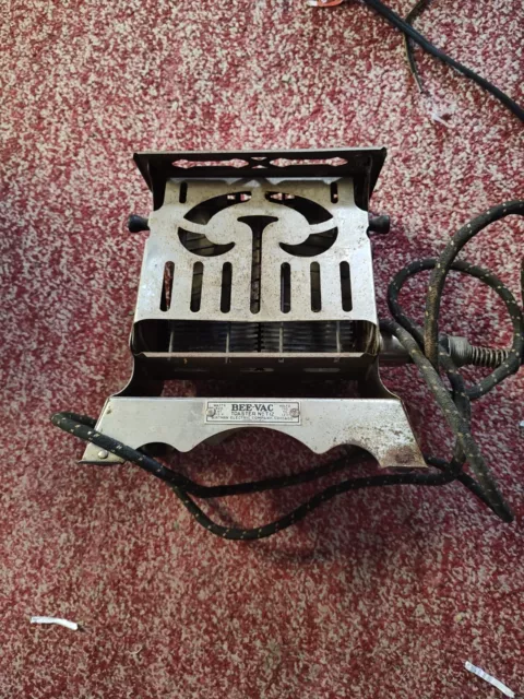 BeeVac Toaster No. T12. Birtman Electric Co