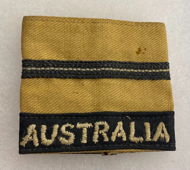 WW2 ROYAL AUSTRALIAN Air Force (RAAF) Tropical Officer Rank Shoulder