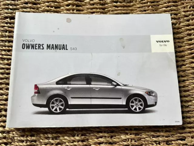 2004-2007 VOLVO S40 OWNERS HANDBOOK MANUAL Print 2006