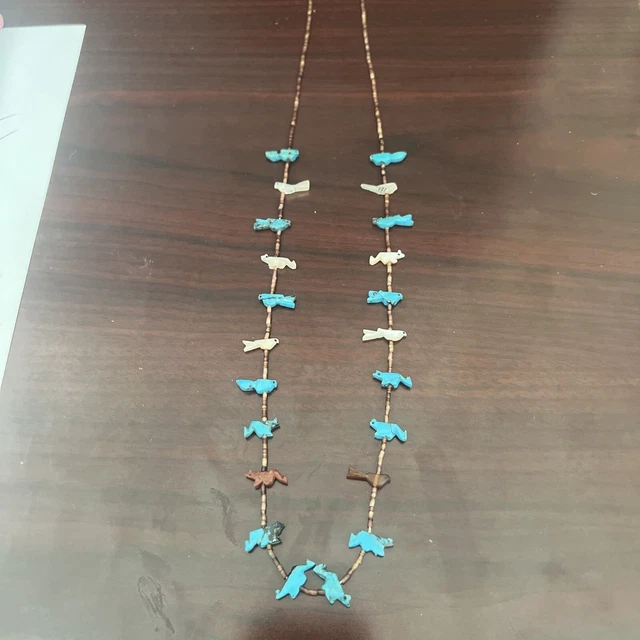 VTG NATIVE AMERICAN Carved Heishi Bead Zuni Bird/Animal Fetish Necklace