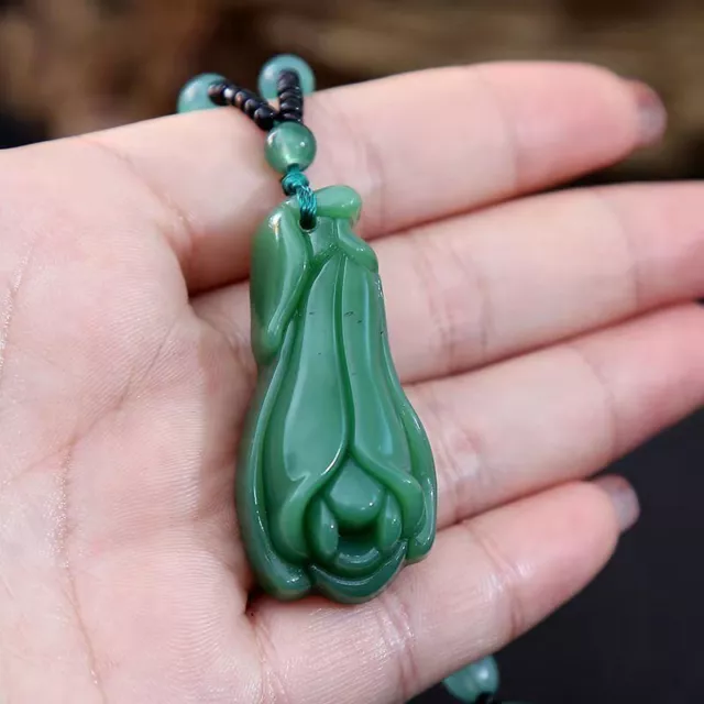 Natural Green Jade Necklace Pendant Hand-Carved Lucky Amulet Chain fashion Gift