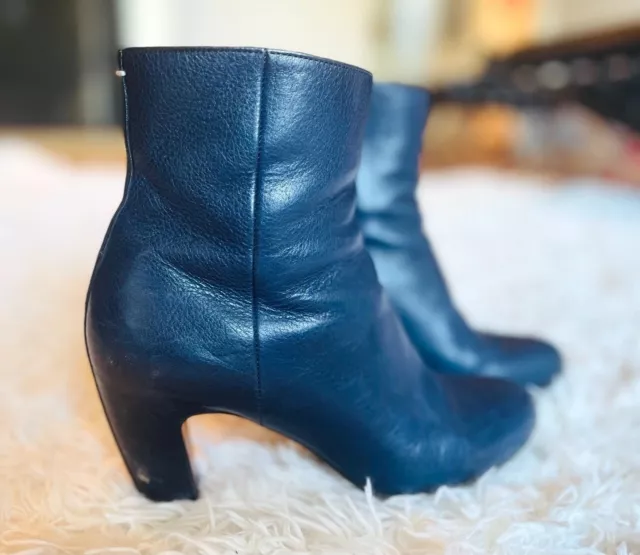 MM6 Maison Martin Margiela Leather Ankle Boot, Navy 37