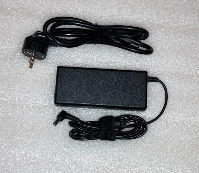 ASUS Netzteil Ladegerät 19V 4,74A - ASUS F751M F751S R752L R752 F751 X751 Serie