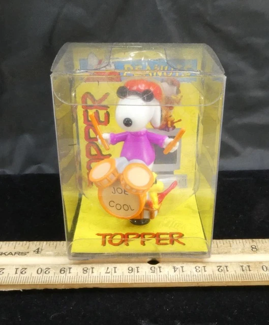 VINTAGE PEANUTS SNOOPY Joe Cool Antenna Topper Dangler Cord Baseball In