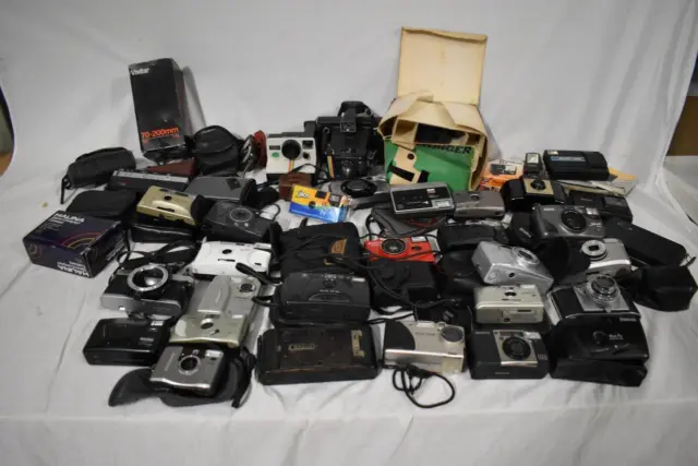 Vintage Film Cameras Bundle Approx. 40 Various Brands Vintage/Retro LOT 1