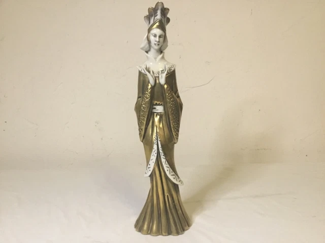 #yd# Ancienne statue Figurines porcelaine saxe CAPODIMONTE ..... ? N couronné