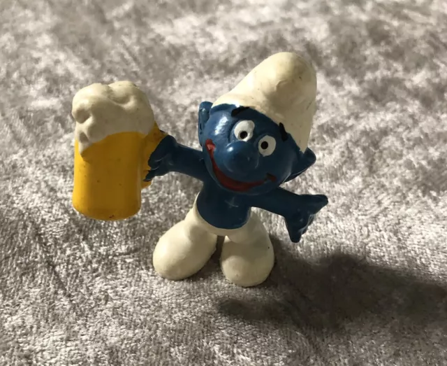 Vintage 1975 Smurfs Beer Mug 20078  Classic Figure Drinking Smurf Drunken