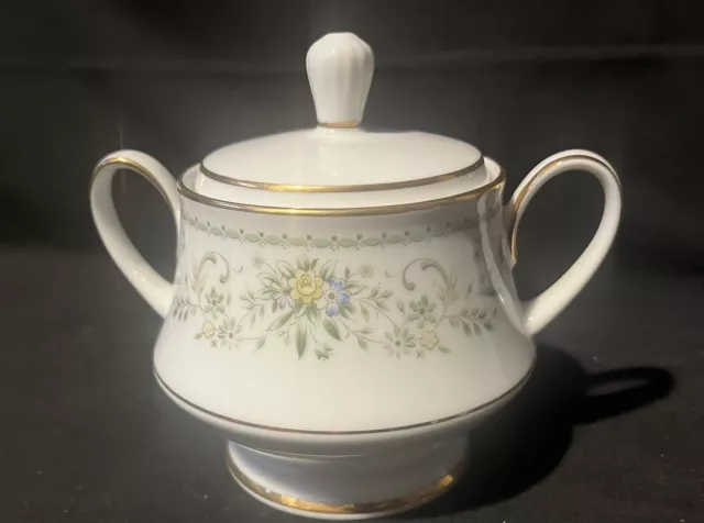 Noritake - Green Hill - Lidded Sugar Bowl 4” High - Unused - Perfect Condition