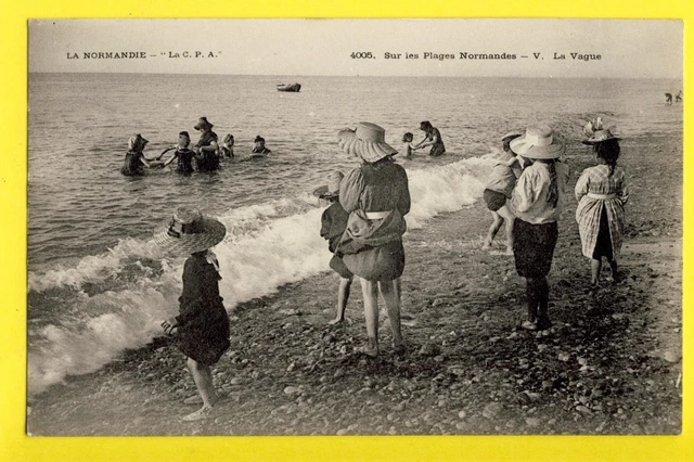 Superbe cpa FRANCE Normandie BAIGNEUSES sur les PLAGES NORMANDES vers 1900
